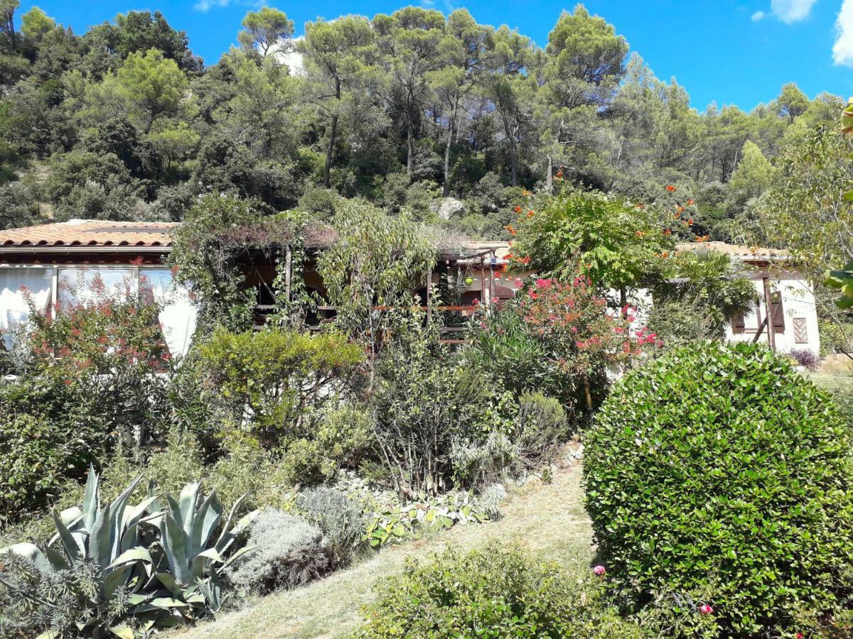 Gites Du Raby Signes Exterior foto